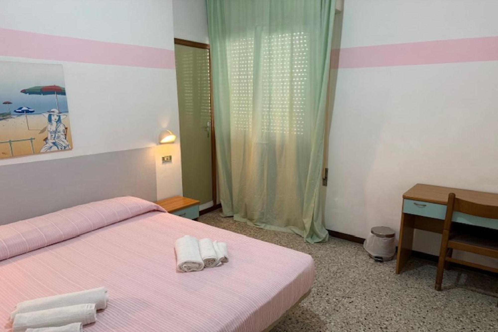 Hotel Nives リミニ エクステリア 写真