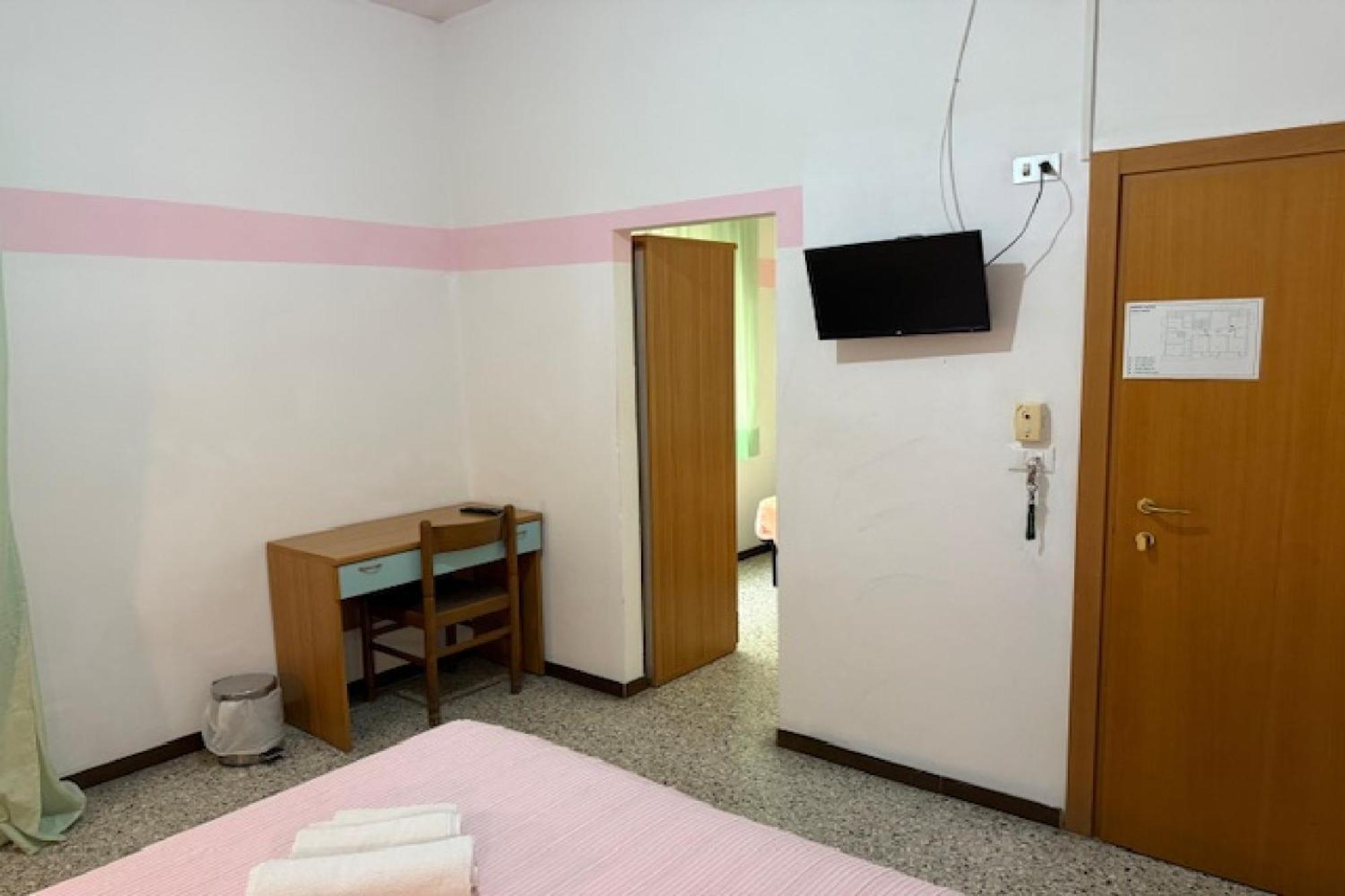 Hotel Nives リミニ エクステリア 写真